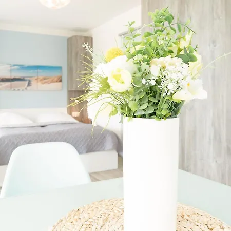 Strandallee 100 Strandschönheit Apartment Scharbeutz