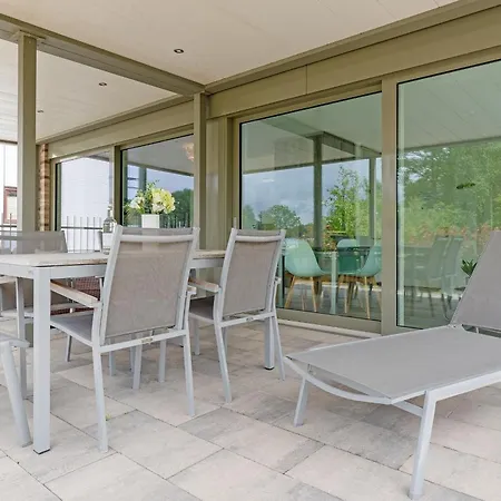 Strandallee 100 Strandschoenheit *