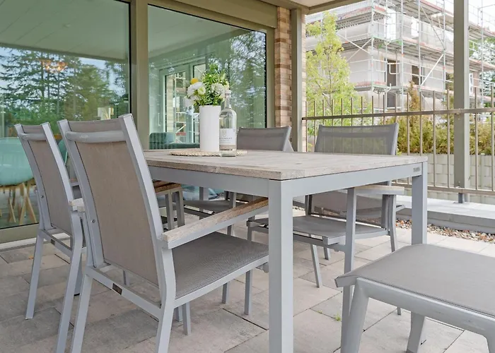 Strandallee 100 Strandschoenheit *